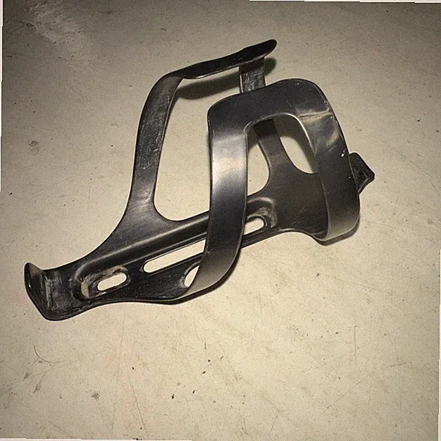 Carbon Fiber Water Bottle Cage Flat Black Road Cycling Triathlon Bike Light